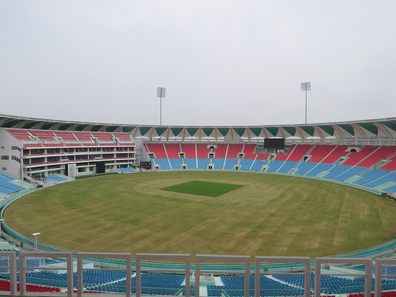 Bharat Ratna Shri Atal Bihari Vajpayee Ekana Cricket Stadium cricket ground